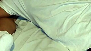 Let's get into that rimjob action.