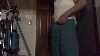 Experience The Thrill Of A Gay Rub Session!