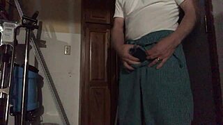 Experience The Thrill Of A Gay Rub Session!