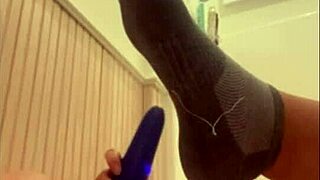 Hey, watch this tan pawg squirt after shower?