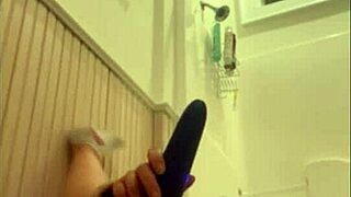 Hey, watch this tan pawg squirt after shower?