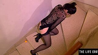 Watch This Sexy Girl Shoot Balls During Masturbation!