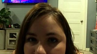 krislynnxoo says, 'do you want to see me suck this fat cock?' in bbw amateur scene