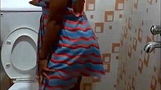 Amateur Couple Pounds Doggy After Shower