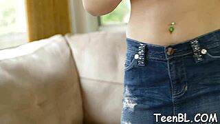 Adorable teen sucks wet pussy before fucking