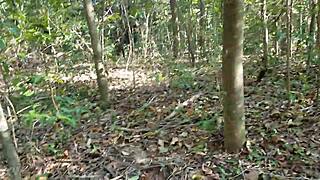 mi mujer ruega tan bonito por su golosina en la casa