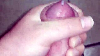 Solo masturbation session in detailed description