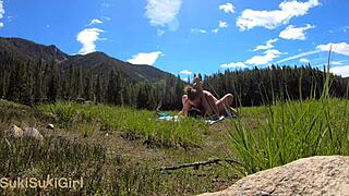 Bisakah SukiSukiGirl dan Andy Savage Tahan Godaan Outdoor di Hutan?