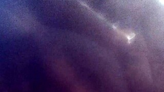 Watch this ebony girl squirt so wet, isn't it hot?