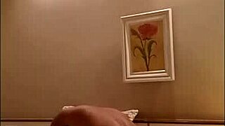 i sit on the big cock for a complete fuck