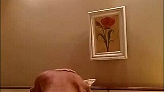 i sit on the big cock for a complete fuck