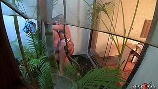 Wanessa Boyer Behind the Scenes: ANAL Action with Hector Vanille!