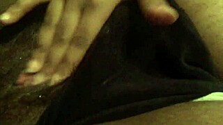 wet pussy squirts in solo play session