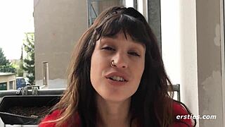 Wow! Amateur Babe Fingers Her Wet Hairy Hole Hard