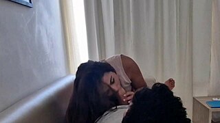 Big Cock Doesn't Fit In Mouth During Blowjob