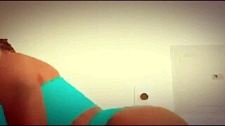 look at that juicy ass getting ripped during striptease