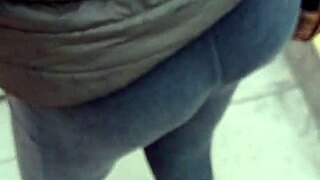 Beautiful Ass At Lima Bus Stop! Get Anal With Prostitute!