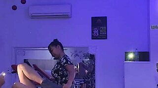 Taking a Latin MILF to Motel for Raw Fucking While Husband’s Away