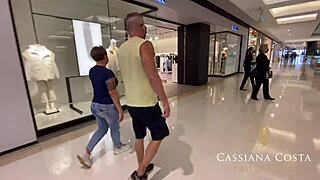 Menage masculino com a gostosa da cassiana costa in raw action!