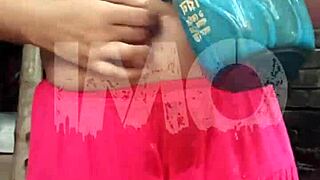 Hey, wanna see this sexy Indian ass in action?