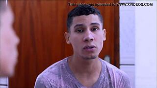 Igor E J - Relacionamento Aberto Com O Namorado Gay - Pornografia Gay