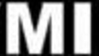 Уау! Големи цици мащеха Crystal Clark я чука заварен син след почистване на стаята POV