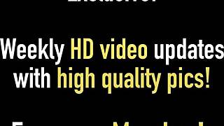 Kdo hoče videti Maggie Green in Sara Jay, kako se potapljata v debele kurce?