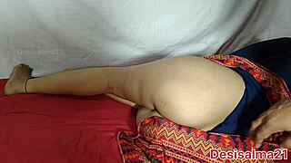 इंडियन देसी टाइट एनल होल जोरदार तरीके से फैलाया गया!