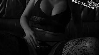 BUSTY MILF, MASTURBATE WITH DILDO AND ORGASM IN SEXY LINGERIE!