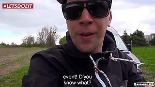 Tysk milf plukket opp for bussknull