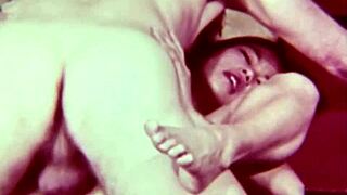 Vzácna vintage medzirasová štvorka s retro ázijským šarmom