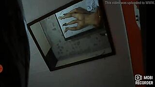 Amateur friend's mom invites young guy to her bed