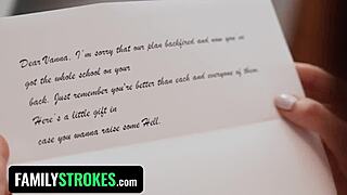 Nothing Bugs Me When Vanna Bardot Rides Cowgirl with Alexis Abbey