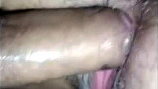 Le preparo el culo a mi puta para romperselo