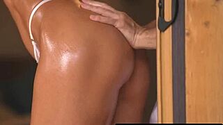 Oily Babe Kitana Lure Gets Ass Plumbed