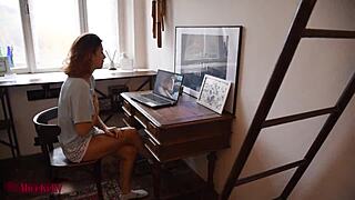 Cute Teen 18+ Fingers to Orgasm Watching Porn