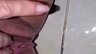 cada vez que me baño me masturbo soy adicta al sexo