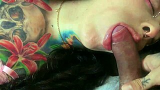 Before pleasure is given elf is animated to pleasure