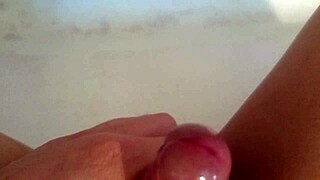 Hot Solo Action with a Twist