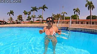 hey, the brunette wanted grass sex with mr matusalem 😏 natzinha morena