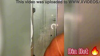 Bia Hot Morena Safada Se Depilando Inteira Para Você