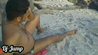 Horny prostitute fucked on african beach
