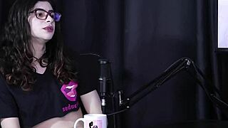 Yumi, the brazilian transsexual trap, shares anal sex tips after school bullying