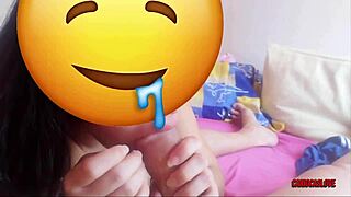 Viral video of Brazilian gives handjob and BJ to boyfriend