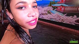 a novinha leva gozada na boca na beira da piscina - lalla potira