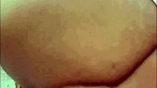 Kylie prepares her beautiful ass for double anal