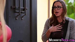 Teen Scissors Stepmom