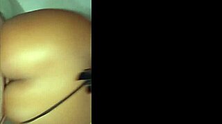 socando na bucetinha gulosa da puta?