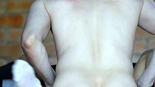 Los Encuentros En El Apartamento Despertaban Sensaciones Tiernas Y Salvajes En La Hijastra Y Su Amigo