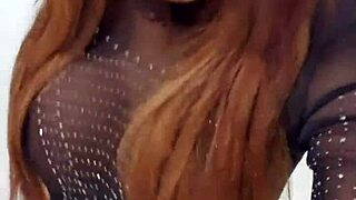 Mature Latin Melissa Devassa Dances Sensually in Amateur Scene